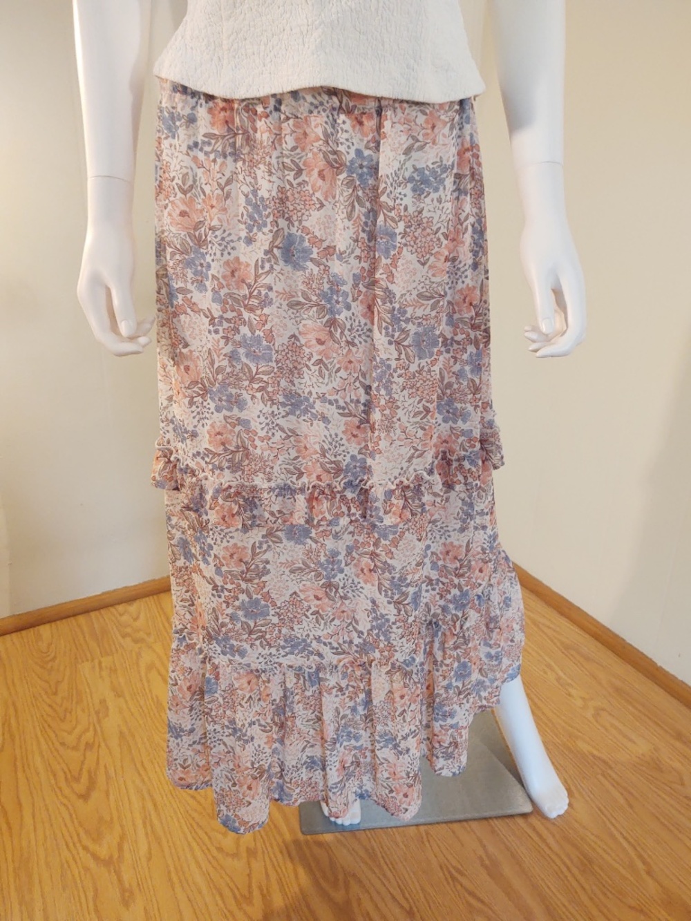 NWT Angels M Maxi Floral Ruffle Tiered Skirt Pink Rose Blue Cream Elastic Waist